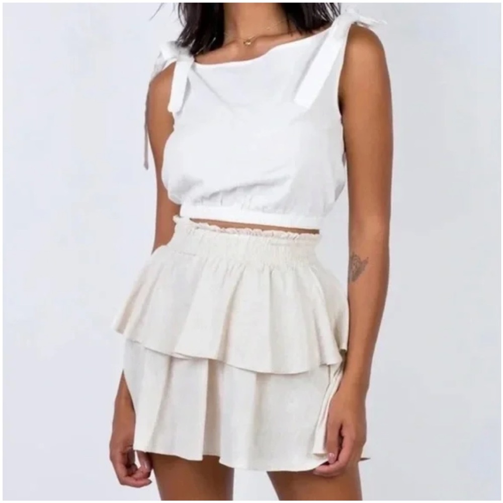 Princess Polly, Size 2, Cream